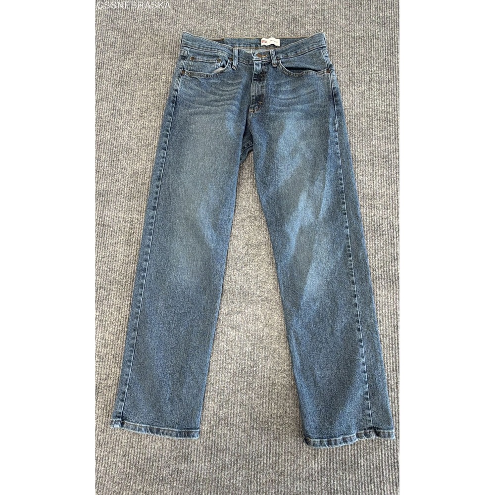Wrangler Medium Wash Blue Men's Relaxed Fit Straight Leg Flex Jeans - Size 32x32